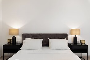 Stylish 1BR APT with Terrace