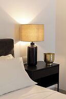 Stylish 1BR APT with Terrace