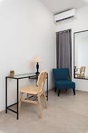 Stylish 1BR APT with Terrace