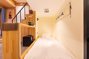 Templeside Courtyard Hotel