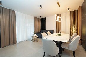 Break penthouse -three bedroom apartment