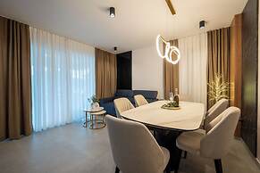 Break penthouse -three bedroom apartment
