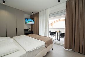 Break penthouse -three bedroom apartment