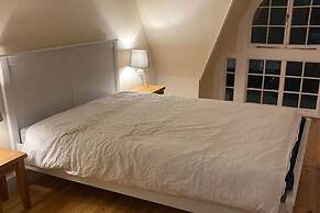 3 Bed Sleeps 6 Free Parking Enclosed Garden