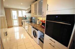 Home in Milton Keynes