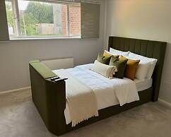Home in Milton Keynes