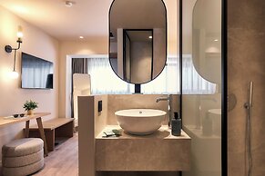 Enorme Epavli Urban Living