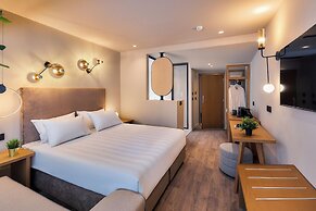 Enorme Epavli Urban Living