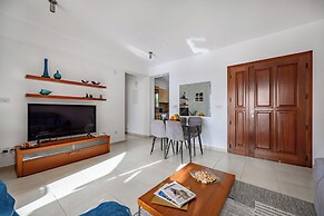 Bk02 Adjacent to Aphrodite Hills Pool & Sea View