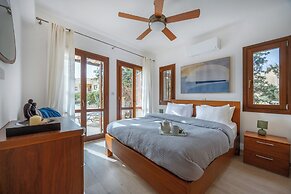 Bk02 Adjacent to Aphrodite Hills Pool & Sea View
