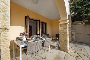 Bk02 Adjacent to Aphrodite Hills Pool & Sea View