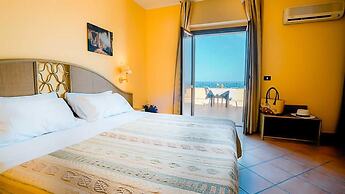 Aura Club Porto Rhoca