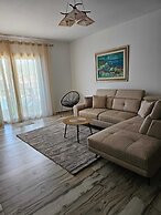 Panoramic Sea View 2BDR Apartment
