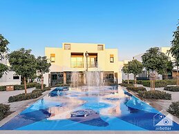 Luxury 4BR Bliss Villa Arabian Ranches III