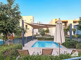 Luxury 4BR Bliss Villa Arabian Ranches III