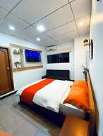 HOTEL MADRIGGAL