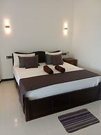 ASAI surf inn Arugambay