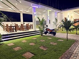 ASAI surf inn Arugambay