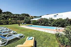 4 Beds, Golf Views, Optional Pool Heating