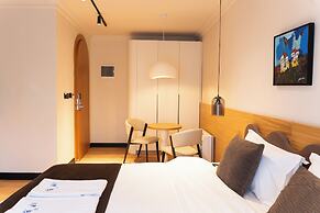 PRI ApartHotel