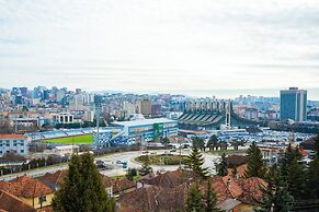 PRI ApartHotel