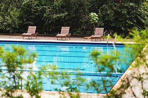 Serenity Sports Oasis