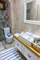 Great Alexander Suites
