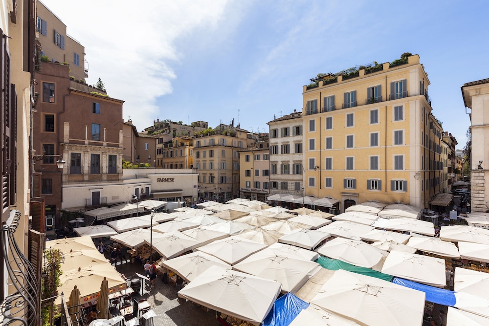 Campo dei Fiori White Flat