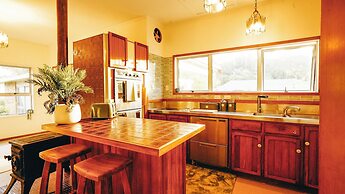 Ora Springs Retreat