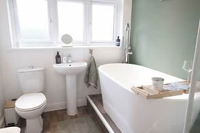 The Lily Suite in Berkshire