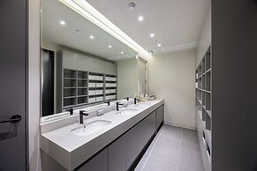 Haeundae Marine Capsule Hotel & Spa