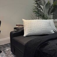 Cozy Modern Apartment on Leith Walk