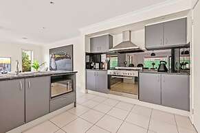 StayAU Modern Sanctuary Mins Ct&Airport