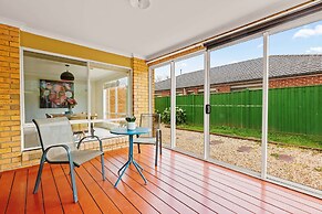 StayAU Modern Sanctuary Mins Ct&Airport