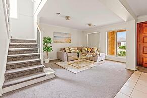 StayAU Modern Sanctuary Mins Ct&Airport
