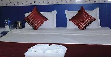 Hotel Nilamadhab