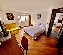 HOTEL CASA IRIS