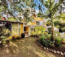 HOTEL CASA IRIS