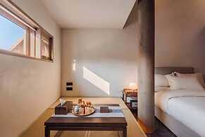 Dali Ancient City Xishan Designer Hotel