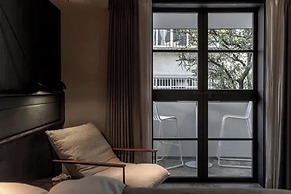 Dali Ancient City Xishan Designer Hotel