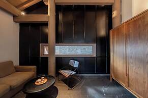 Dali Ancient City Xishan Designer Hotel