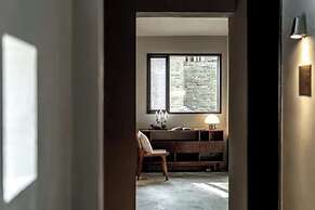 Dali Ancient City Xishan Designer Hotel