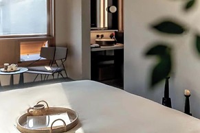 Dali Ancient City Xishan Designer Hotel
