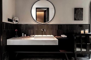 Dali Ancient City Xishan Designer Hotel