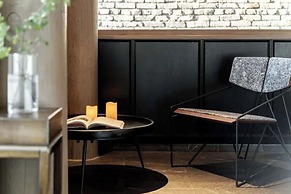 Dali Ancient City Xishan Designer Hotel