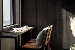 Dali Ancient City Xishan Designer Hotel