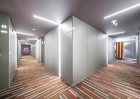 M Place Hotel Guwol-dong