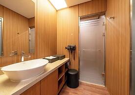 M Place Hotel Guwol-dong