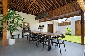 Villa Sora by Alfred in Bali