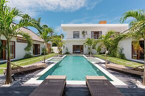 Villa Sora by Alfred in Bali